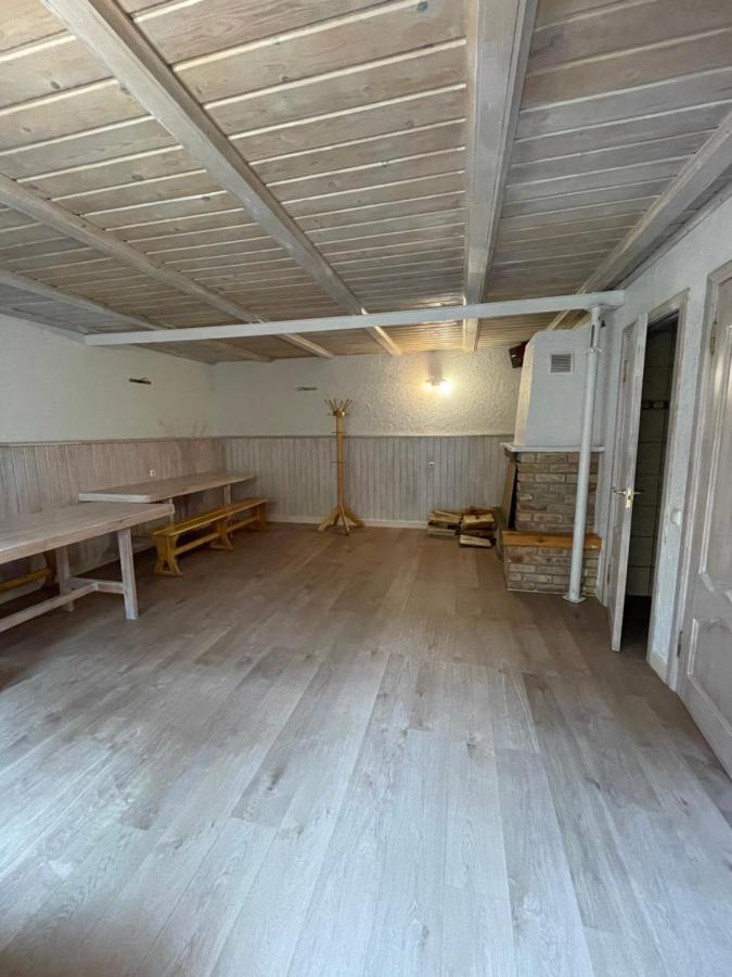 Pulkvedis Guest House Ventspils Eksteriør bilde