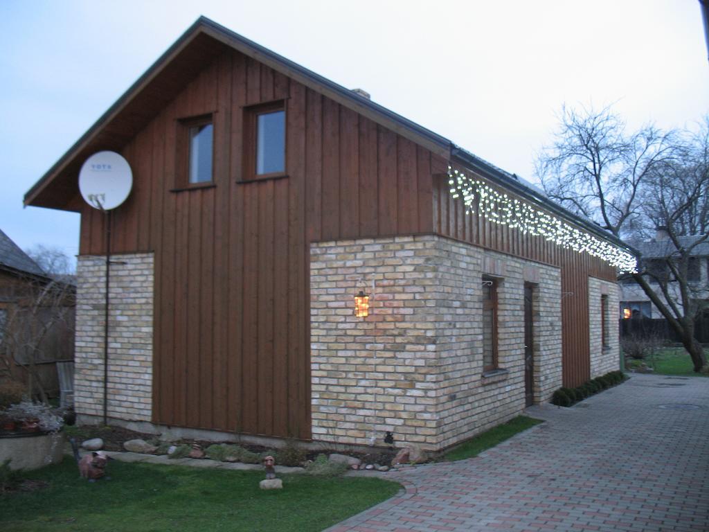 Pulkvedis Guest House Ventspils Eksteriør bilde